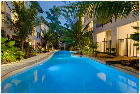 Blue Lagoon Resort - Accommodation Main Beach 3