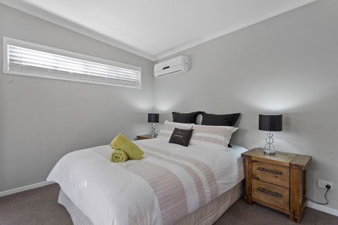 Pandanus Spa Cottage - Accommodation Main Beach 3