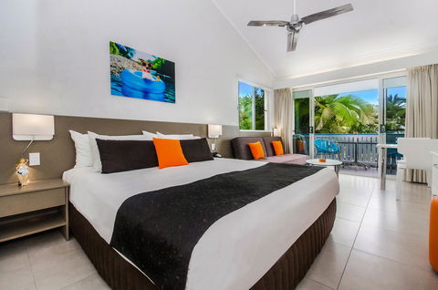 By The Sea Port Douglas - Accommodation Main Beach 2