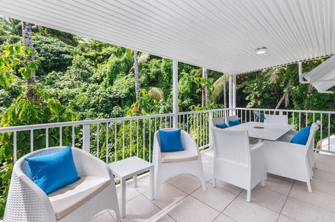 By The Sea Port Douglas - Accommodation Main Beach 7