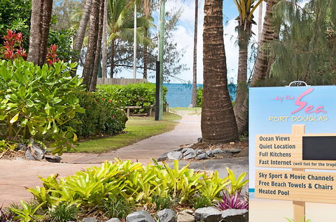 By The Sea Port Douglas - Accommodation Main Beach 26