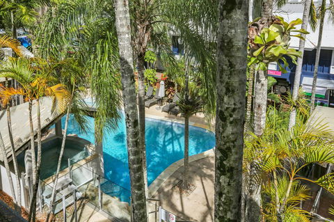 Paradise On The Beach Resort - Accommodation Main Beach 7