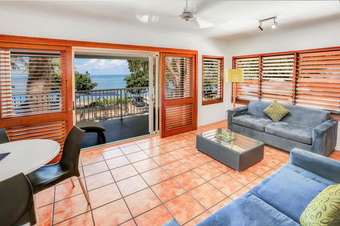 Paradise On The Beach Resort - Accommodation Main Beach 12