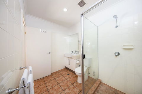 Paradise On The Beach Resort - Accommodation Main Beach 18