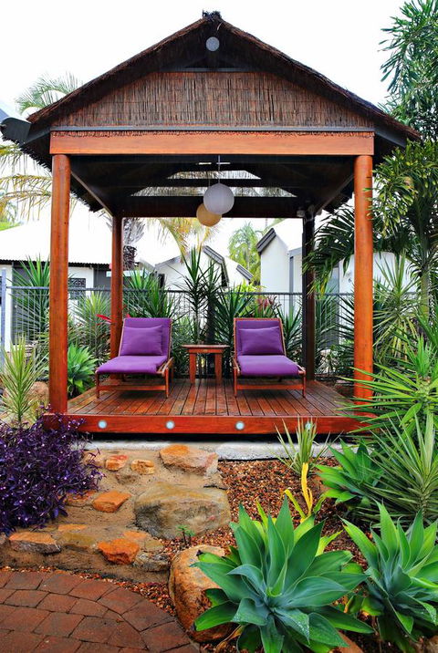 Island Leisure Resort - Accommodation Main Beach 8