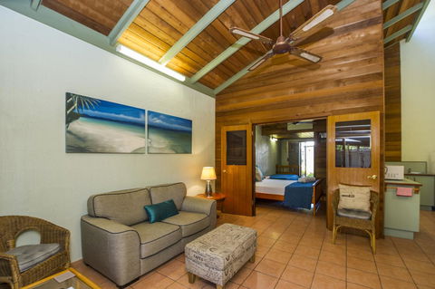 Island Leisure Resort - Accommodation Main Beach 16