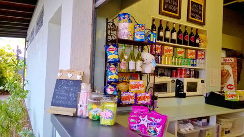 Island Leisure Resort - Accommodation Main Beach 19