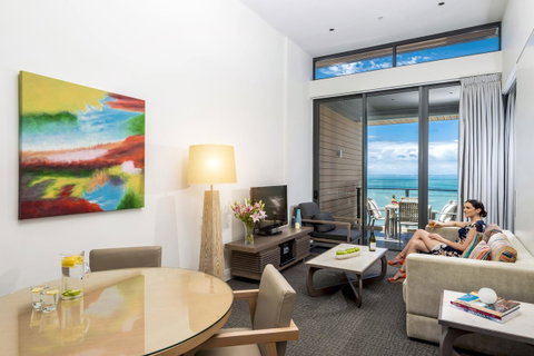 Oaks Redcliffe Mon Komo Suites - Accommodation Main Beach 19