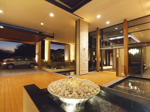 Oaks Redcliffe Mon Komo Suites - Accommodation Main Beach 16