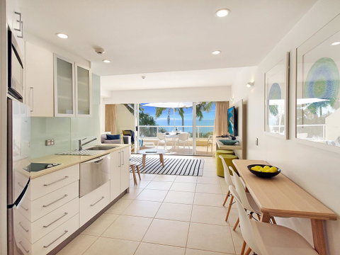 Netanya Noosa Beachfront Resort - Accommodation Main Beach 22