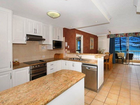 Coolum Caprice - Accommodation Main Beach 25