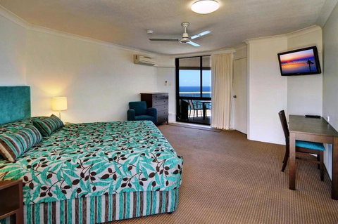 Coolum Caprice - Accommodation Main Beach 21