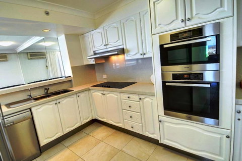 Coolum Caprice - Accommodation Main Beach 31