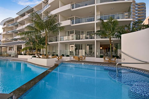 Rumba Beach Resort - Accommodation Main Beach 33