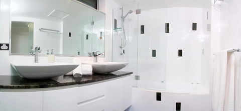 Poinciana 112 - Accommodation Main Beach 15