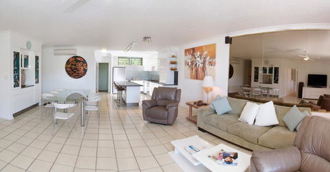 Poinciana 112 - Accommodation Main Beach 14