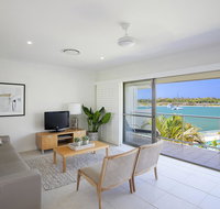 Noosa Shores Resort - Accommodation Main Beach