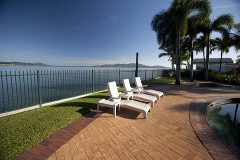 Mariners North Holiday Apartments - Accommodation Main Beach 4