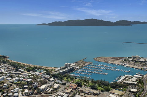 Mariners North Holiday Apartments - Accommodation Main Beach 21
