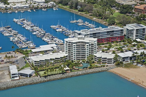 Mariners North Holiday Apartments - Accommodation Main Beach 20