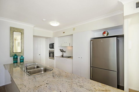 Mariners North Holiday Apartments - Accommodation Main Beach 24