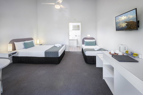 The Beach Motel Hervey Bay - Accommodation Main Beach 12