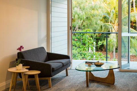 Heart Hotel And Gallery Whitsundays - Accommodation Main Beach 15