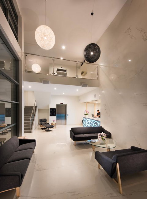 Heart Hotel And Gallery Whitsundays - Accommodation Main Beach 7