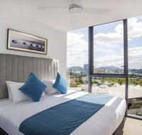 Arise Brisbane 1 - Accommodation Main Beach