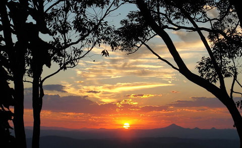 The Polish Place - Accommodation Main Beach 20