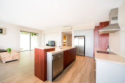 Whitsunday Reflections - Accommodation Main Beach 6