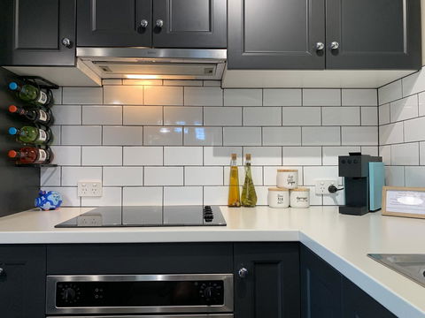 Bed & Breakfast 1 Bedroom Guest House - Accommodation Main Beach 11