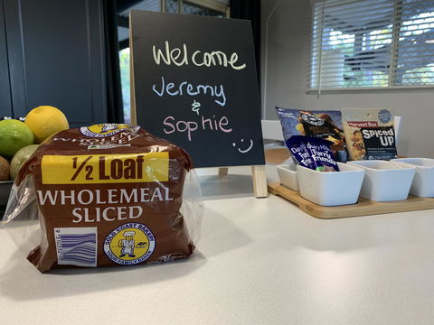 Bed & Breakfast 1 Bedroom Guest House - Accommodation Main Beach 22