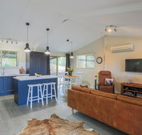Bed  Breakfast 1 Bedroom Guest House - Accommodation Main Beach
