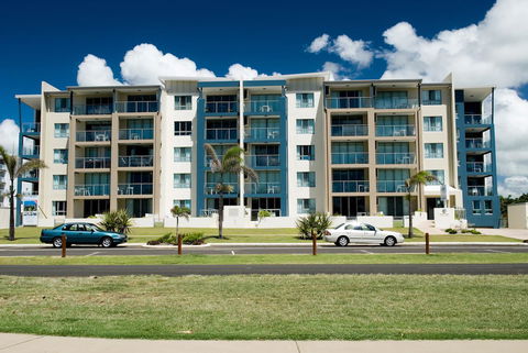 The Point Resort - Accommodation Main Beach 29