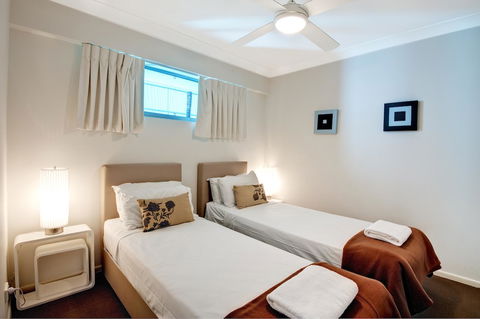 The Point Resort - Accommodation Main Beach 24