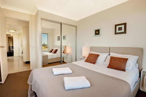 The Point Resort - Accommodation Main Beach 21