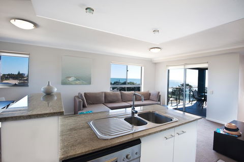 The Point Resort - Accommodation Main Beach 22