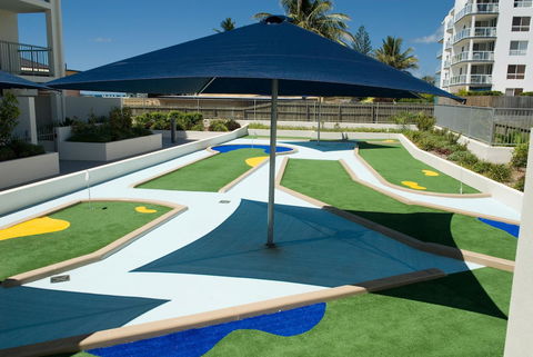 The Point Resort - Accommodation Main Beach 10