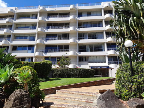 Surfers Chalet - Accommodation Main Beach 1