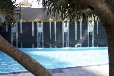 Circle Luxury Holidays - Accommodation Main Beach 20