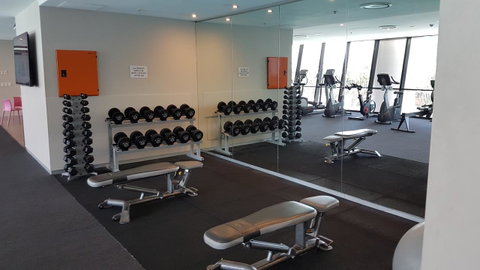 Circle Luxury Holidays - Accommodation Main Beach 30