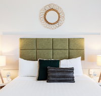 Greenmount Hotel - Accommodation Main Beach