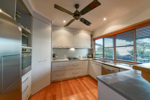 Bella Vista On Nara Pets Welcome - Accommodation Main Beach 18
