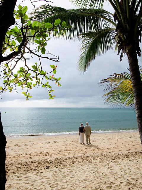 The Reef House Adults Retreat - Enjoy 28 Complimentary Inclusions - Accommodation Main Beach 18