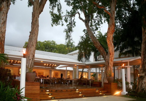 The Reef House Adults Retreat - Enjoy 28 Complimentary Inclusions - Accommodation Main Beach 20