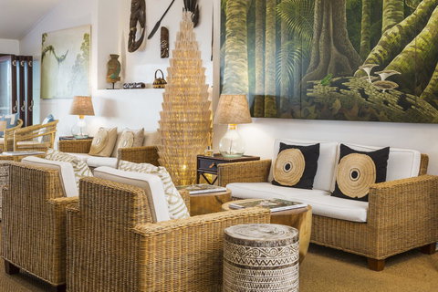 The Reef House Adults Retreat - Enjoy 28 Complimentary Inclusions - Accommodation Main Beach 4