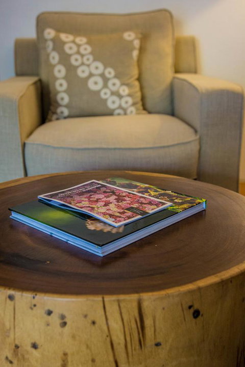 The Reef House Adults Retreat - Enjoy 28 Complimentary Inclusions - Accommodation Main Beach 29