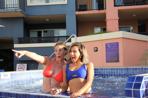 Martinique Whitsunday Resort - Accommodation Main Beach 2