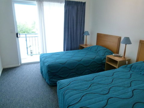 Madison Ocean Breeze Apartments - Accommodation Main Beach 30